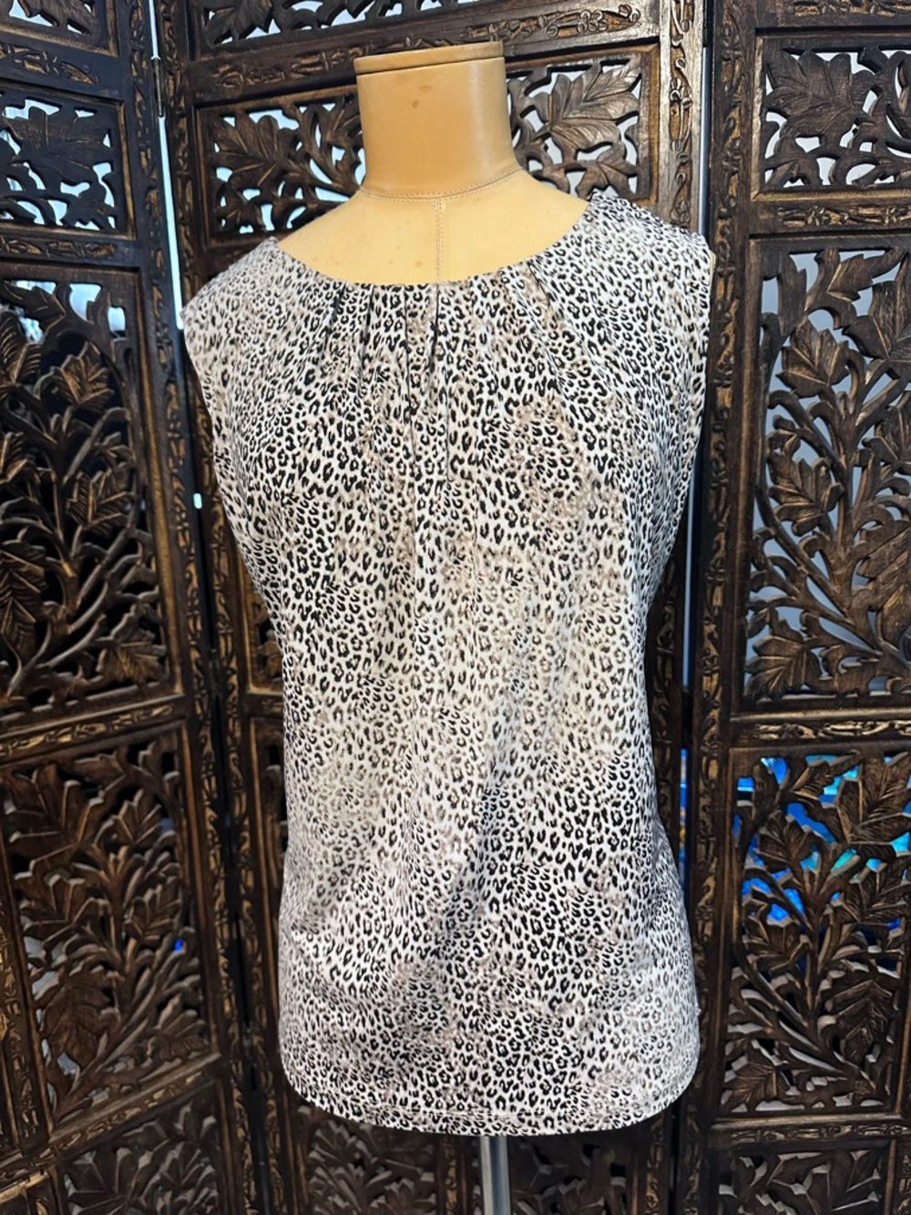 Calvin Klein Size XL Sleeveless Leopard Print Shell Top - Black, Tan & White